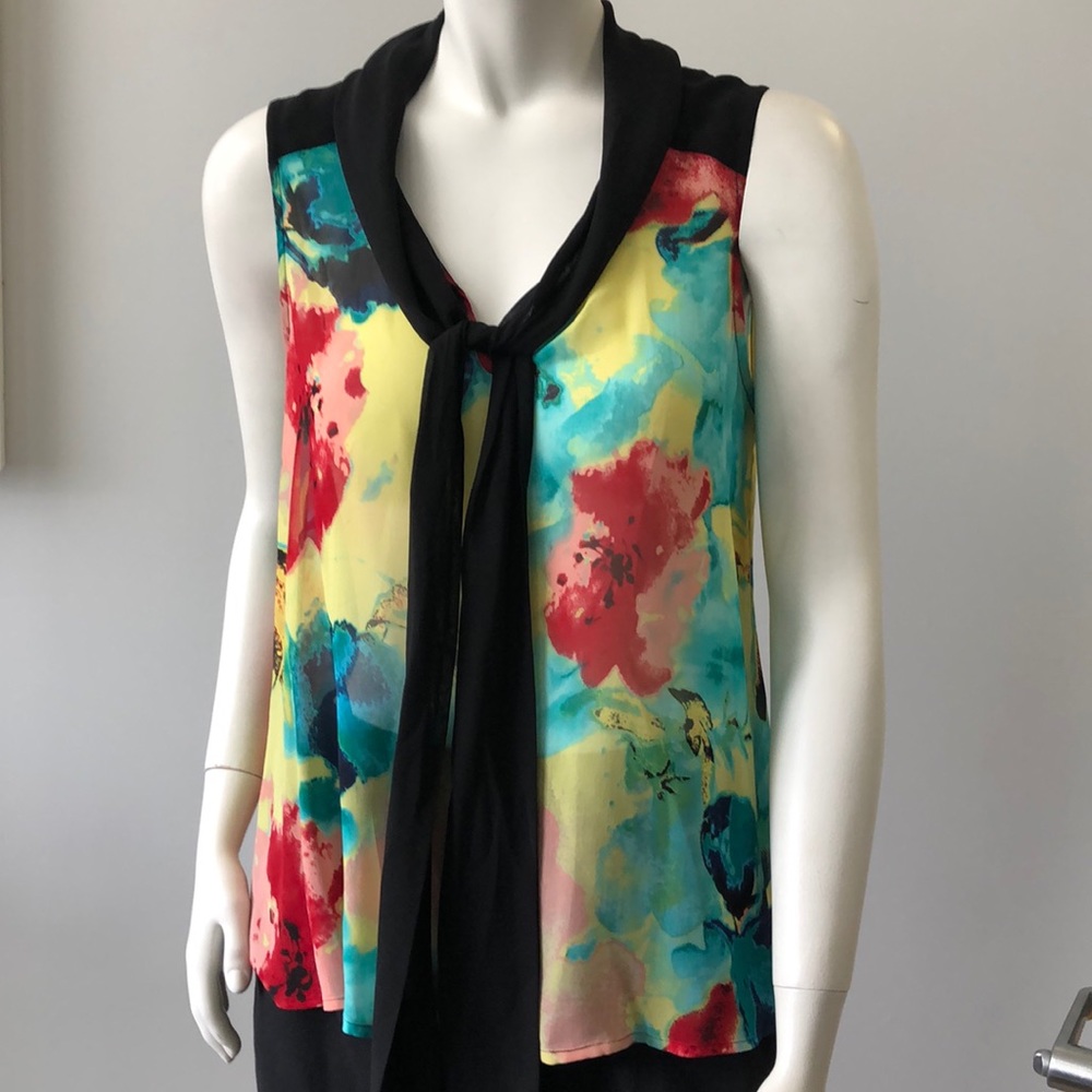 Kensie top size med NWT